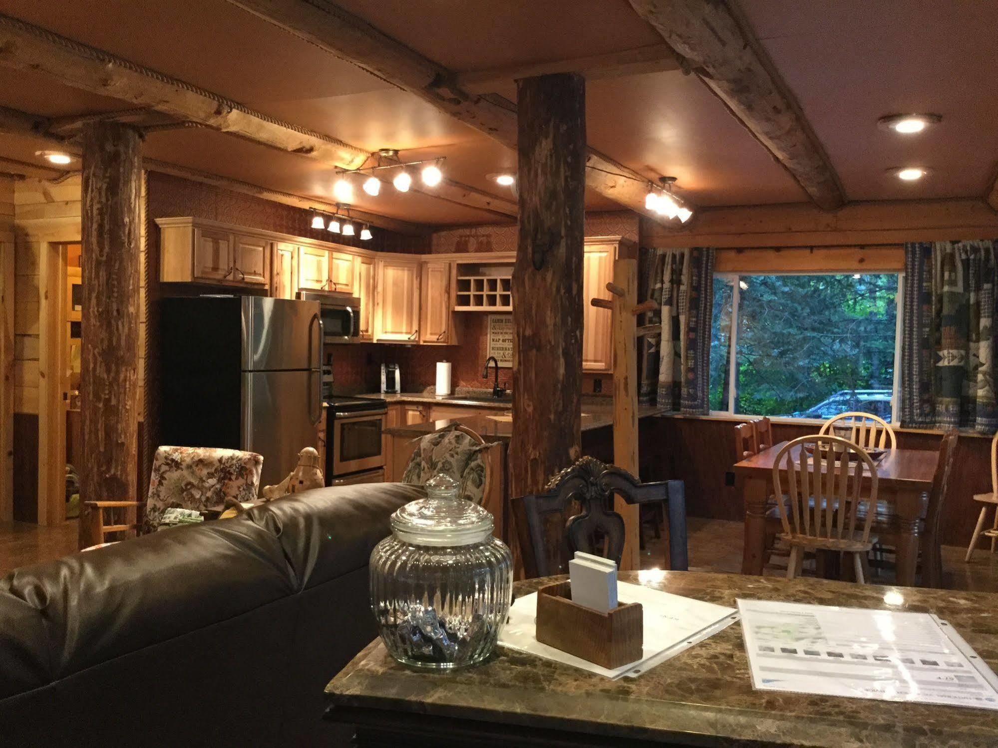 Renfro'S Lakeside Retreat Primrose Bagian luar foto